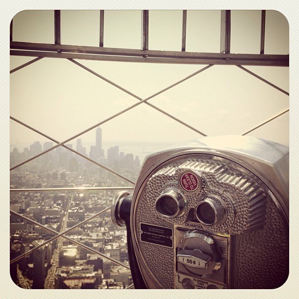 view finder atop empire state building