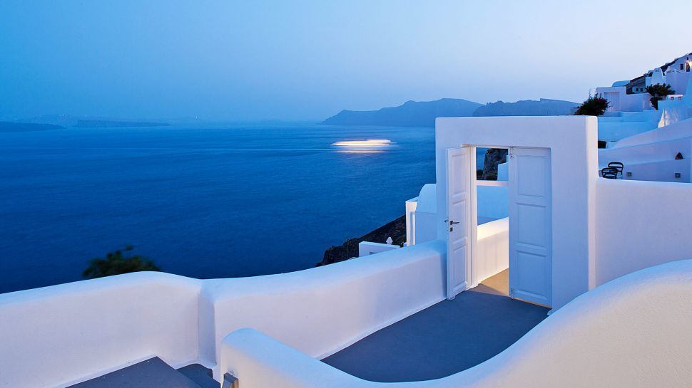 Canaves Oia Hotel new on Visa Signature
